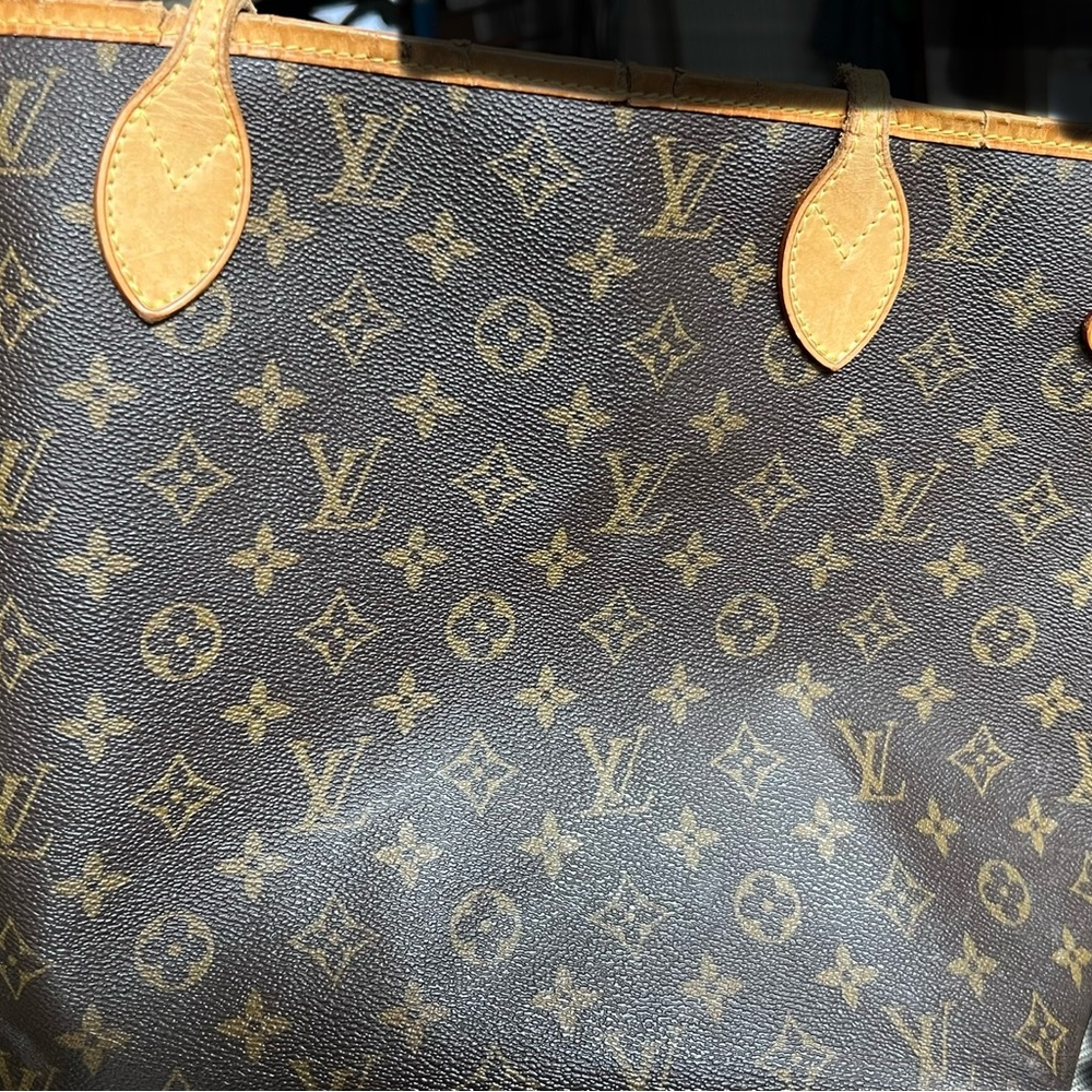 Louis Vuitton Monogram Neverfull MM - Picture 6 of 14
